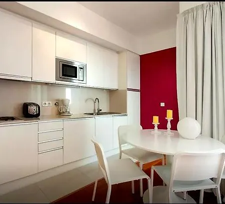Your Home In Palacio Do Bairro Alto Lisbon Room photo