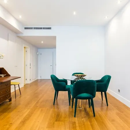 Your Home In Palacio Do Bairro Alto Lisbon Exterior photo